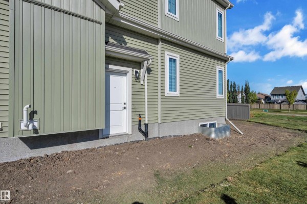 Den - 141 Elliott Wynd, Fort Saskatchewan, AB T8L1V1 Photo 4