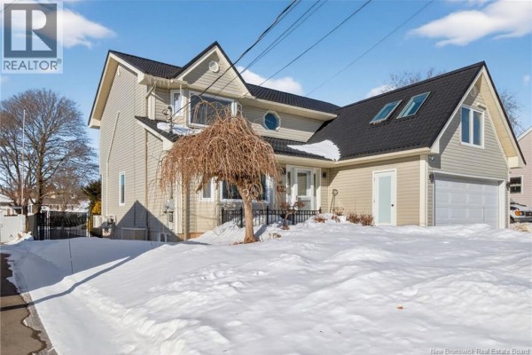 3pc Bathroom - 141 Gaspe Street, Dieppe, NB E1A1W4 Photo 2