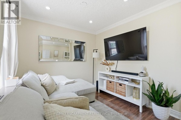 141 Mcanulty Boulevard, Hamilton, ON, photo 3