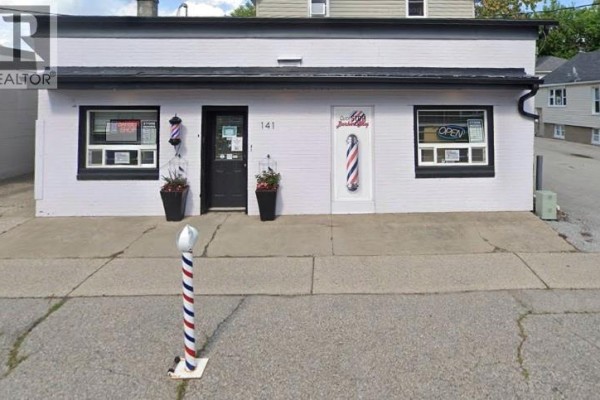 141 Napier Street, Sarnia, ON, photo 3
