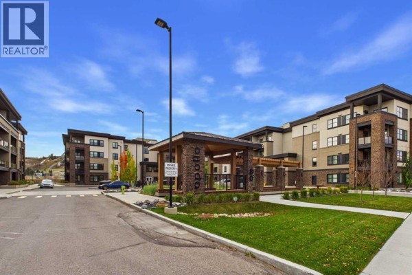 1410, 80 Greenbriar Place Nw, Calgary, AB, photo 2