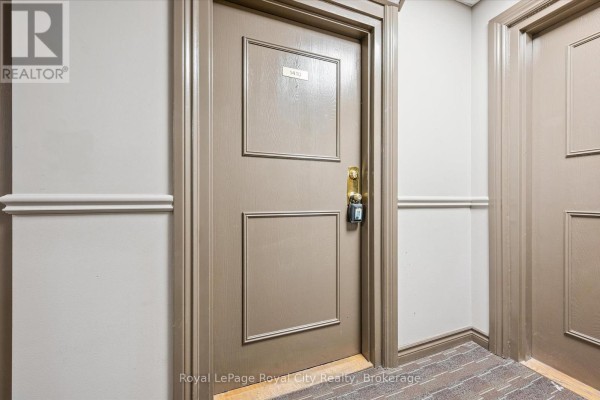 Primary Bedroom - 1410 - 35 Green Valley Drive, Kitchener, ON N2P2A5 Photo 5