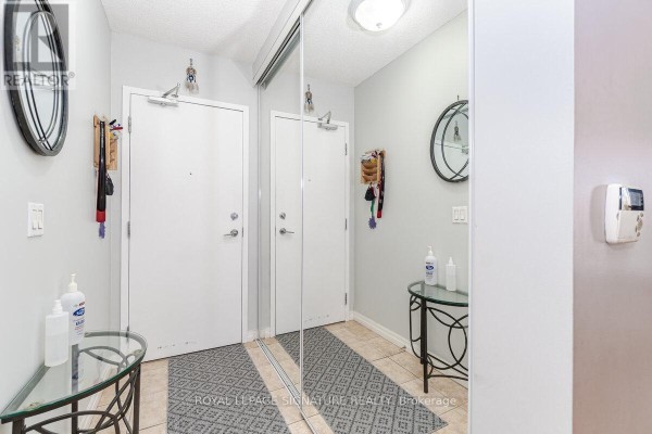 1410 - 38 Fontenay Court, Toronto, ON, photo 3