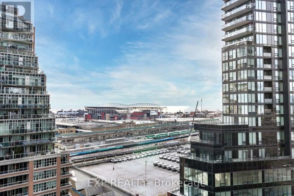 1410 - 69 Lynn Williams Street, Toronto, ON, photo 3