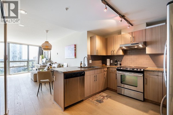 1410 14 Begbie Street, New Westminster, BC V3M0C4 Photo 2