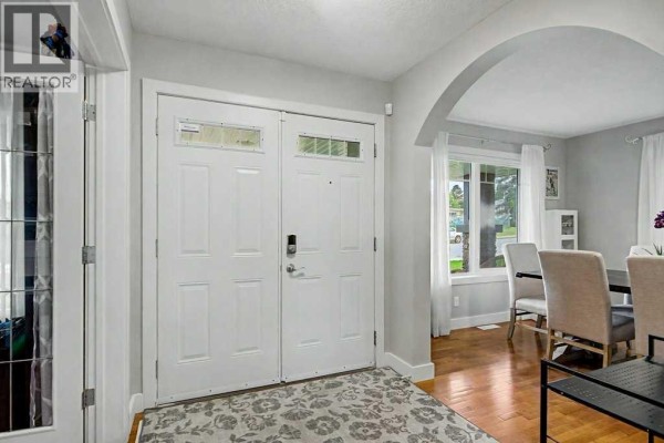 Dining room - 1410 38 Street Sw, Calgary, AB T3C1T5 Photo 2