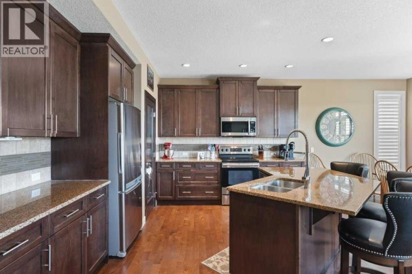 Kitchen - 1410 Montrose Terrace Se, High River, AB T1V0B4 Photo 4
