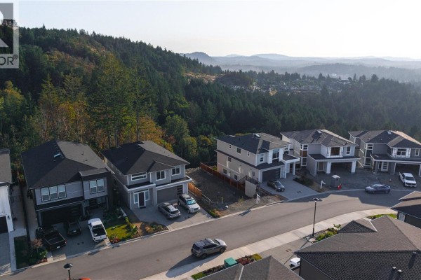 1410 Sandstone Lane, Langford, BC, photo 2