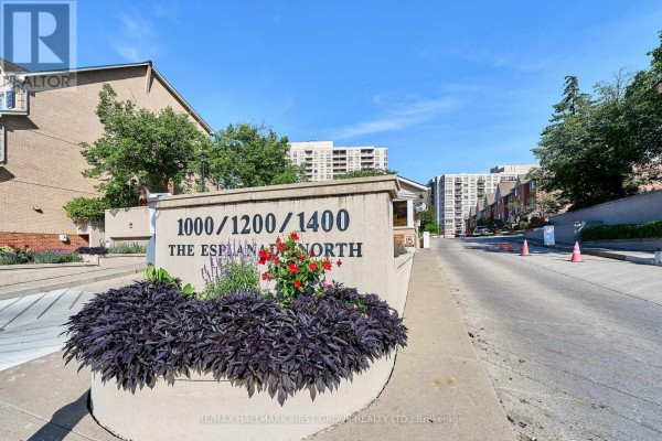Signage for 1000, 1200, and 1400 The Esplanade North in Pickering. - 1411 - 1000 The Esplanade Road N, Pickering