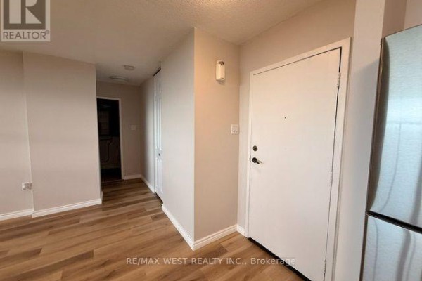 Bedroom - 1411 - 541 Blackthorn Avenue, Toronto, ON M6M5A6 Photo 4