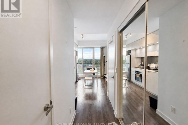 1411 - 55 Regent Park Boulevard, Toronto, ON M5A0C2 Photo 5