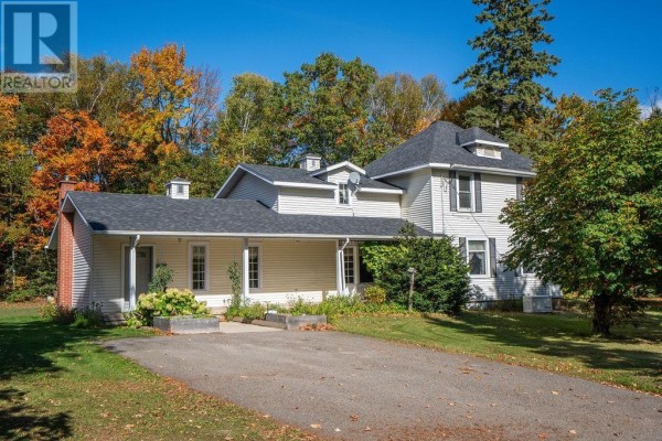 Residential for sale at 1411 Great Northern Road, Sault Ste  Marie, ON - MLS® KqKI9t