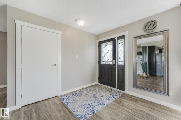 Den - 14115 70 St Nw, Edmonton, AB T5C0L3 Photo 5