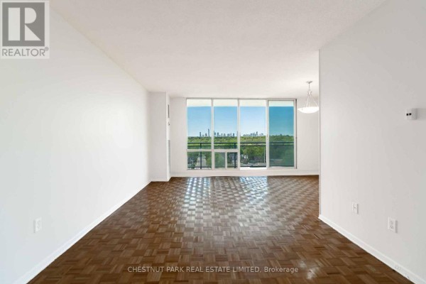 Other - 1412 - 150 Lakeshore Road W, Mississauga, ON L5H3R2 Photo 3