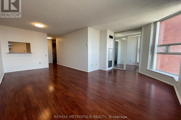 Dining room - 1412 - 2460 Eglinton Avenue E, Toronto, ON M1K5J7 Photo 2