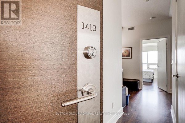 1413 - 35 Brian Peck Crescent, Toronto, ON, photo 3