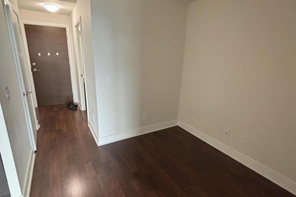 Den - 1413 - 35 Brian Peck Crescent, Toronto, ON M4G0A5 Photo 4