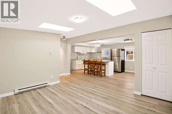 1413 Sunshine Coast Highway, Gibsons, BC V0N1V5 Photo 4