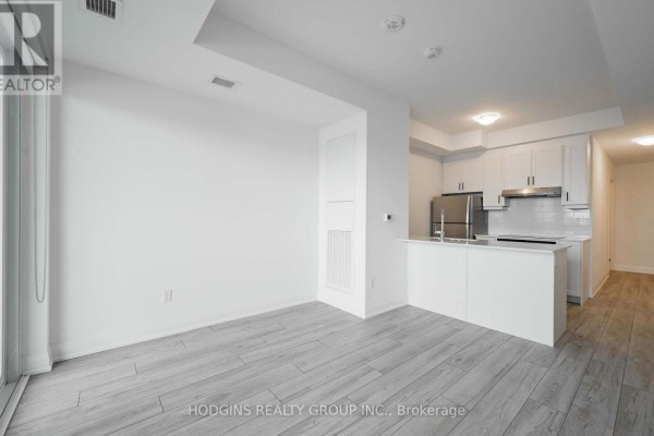 1414 - 1035 Southdown Road, Mississauga, ON L5J0A2 Photo 4