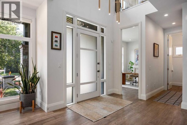 Living room - 1414 Scotland Street Sw, Calgary, AB T3C2L4 Photo 3