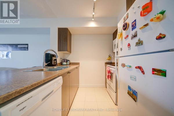 Kitchen - 1416 - 1346 Danforth Road, Toronto, ON M1J0A9 Photo 3