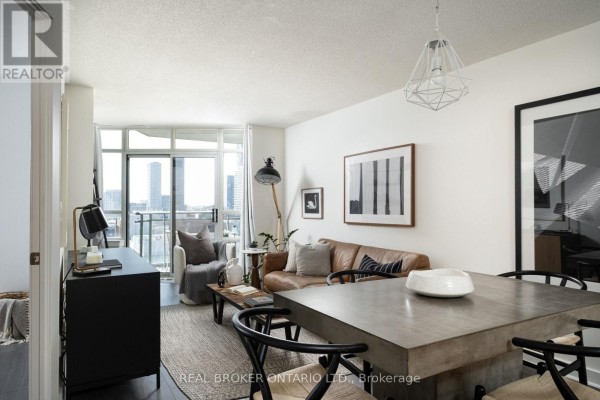 1416 - 255 Richmond Street E, Toronto, ON, photo 2