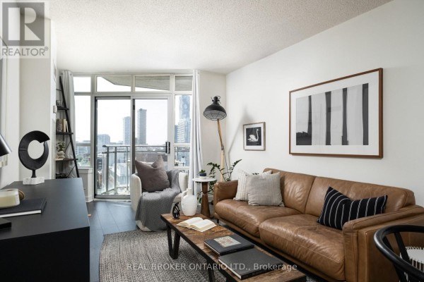 Bedroom - 1416 - 255 Richmond Street E, Toronto, ON M5A4T7 Photo 4