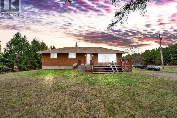 1416 Highway 6, Hamilton, ON, photo 2
