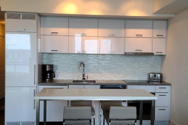 Kitchen - 1417 - 8081 Birchmount Road, Markham, ON L6G0G5 Photo 3