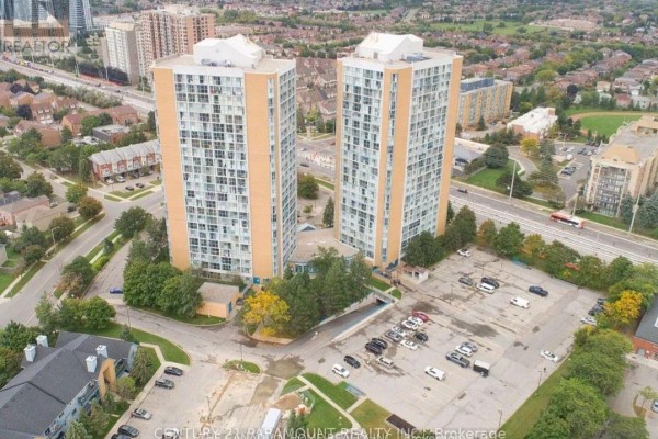 1418 - 35 Trailwood Drive, Mississauga