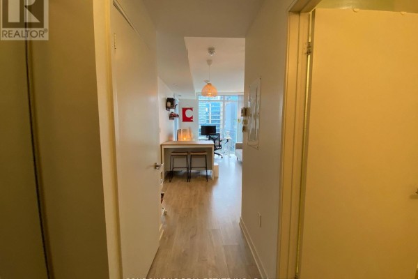 Dining room - 1419 - 576 Front Street W, Toronto, ON M5V0P8 Photo 4