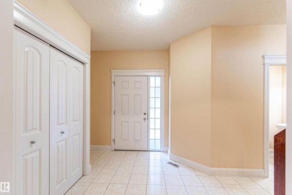 Den - 1419 Chahley Pl Nw, Edmonton, AB T6M0J3 Photo 4