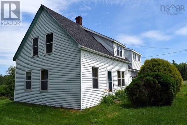Mud room - 1419 Portage Road, Orangedale East, Whycocomagh Portage, NS B0E3M0 Photo 4