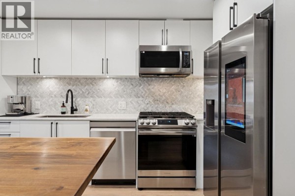 142 545 E 2nd Street, North Vancouver, BC V7L1E1 Photo 5