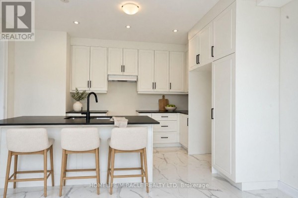 Eating area - 142 Antibes Drive, Brampton, ON L6X5S9 Photo 4
