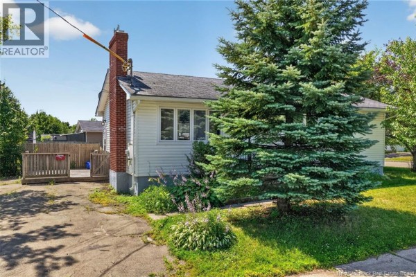 Utility room - 142 Crandall, Moncton, NB E1C4E3 Photo 2