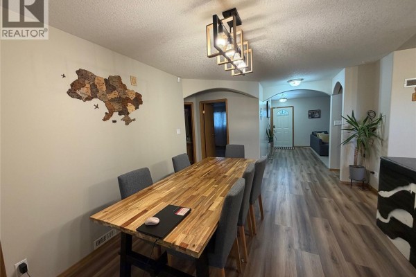 4pc Bathroom - 142 Darlington Street E, Yorkton, SK S3N0C9 Photo 4
