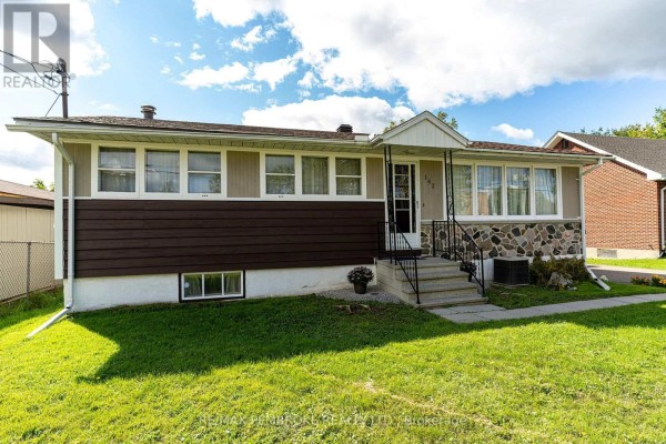 142 Deacon Street, Pembroke, ON K8A2J4 Photo 3