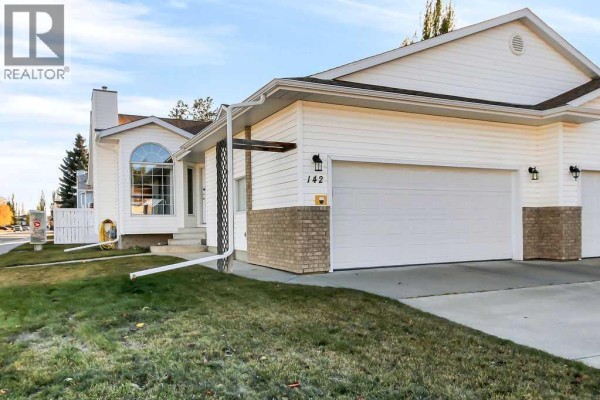 4pc Bathroom - 142 Doran Crescent, Red Deer, AB T4R1M9 Photo 2
