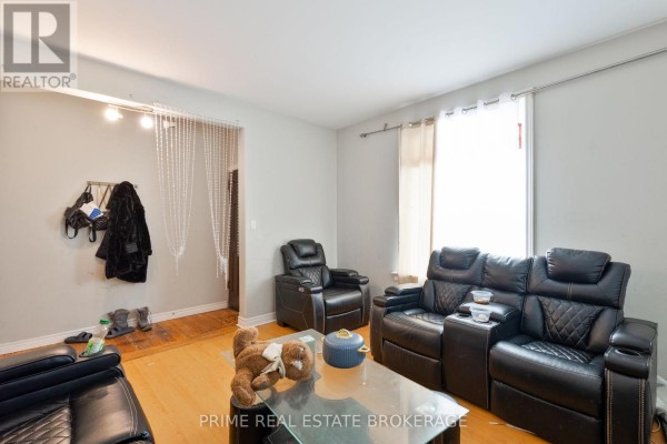 142 John Street, London East, ON N6A1N8 Photo 5