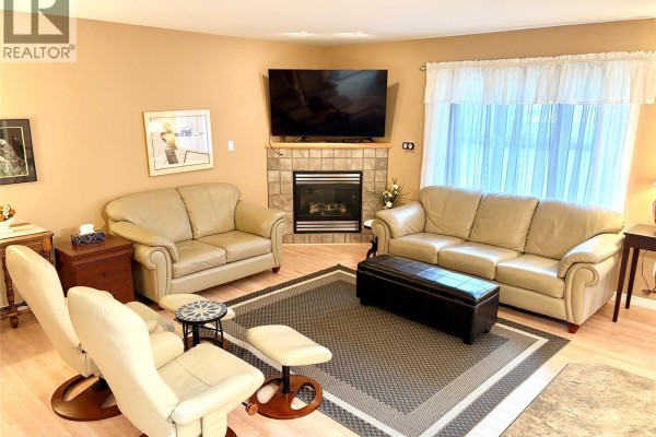 3pc Ensuite bath - 142 Manitoba Avenue, Yorkton, SK S3N3G8 Photo 5