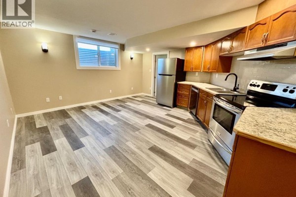 142 Meadow Drive, Hinton, AB, photo 3