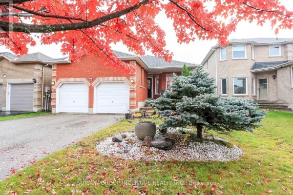 Family room - 142 Raymond Crescent, Barrie, ON L4N0V7 Photo 2