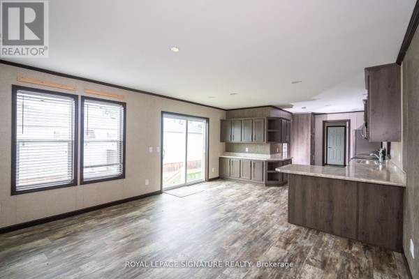 142 Regency Drive, Chatham Kent, ON, photo 3