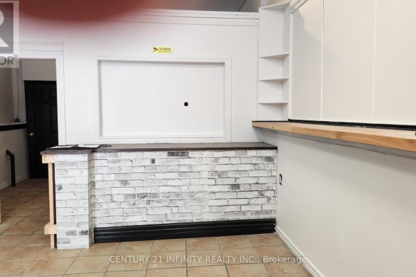 142 Simcoe Street S, Oshawa, ON, photo 2