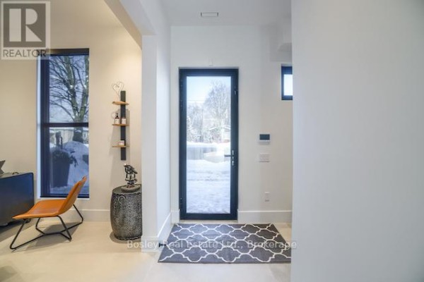 142 Sixth Street, Collingwood, ON L9Y1Y9 Photo 4