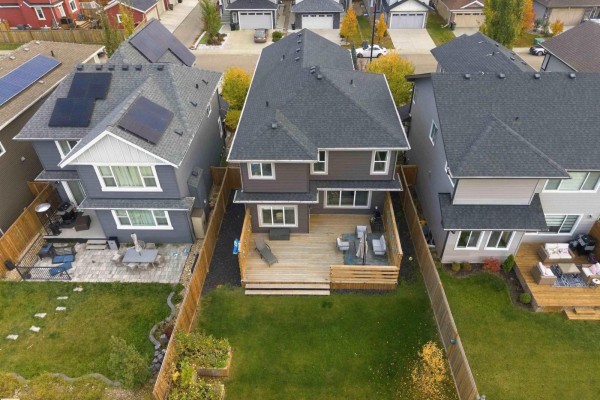 Kitchen - 1420 161 St Sw, Edmonton, AB T6W3P4 Photo 3
