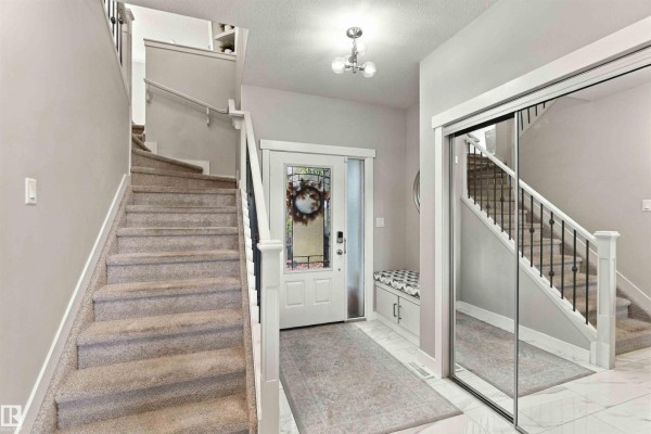 Family room - 1420 161 St Sw, Edmonton, AB T6W3P4 Photo 4