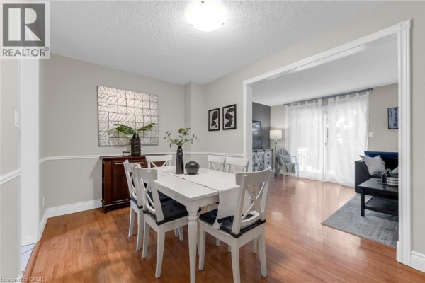4pc Bathroom - 1420 Garth Street Unit# 2, Hamilton, ON L9B1R6 Photo 4