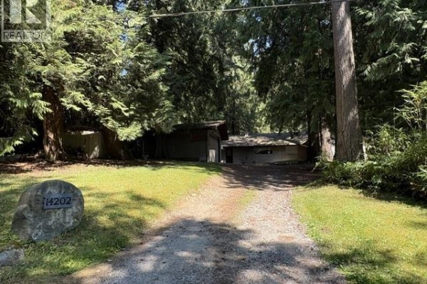 14202 Marc Road, Maple Ridge, BC V4R2G5 Photo 2